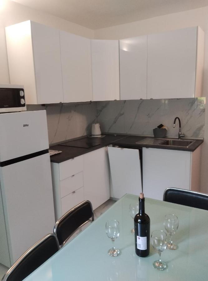 Apartments Caterina Пула Екстериор снимка